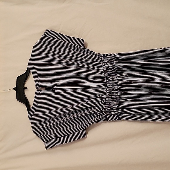 MONTEAU DRESS - Picture 3 of 5